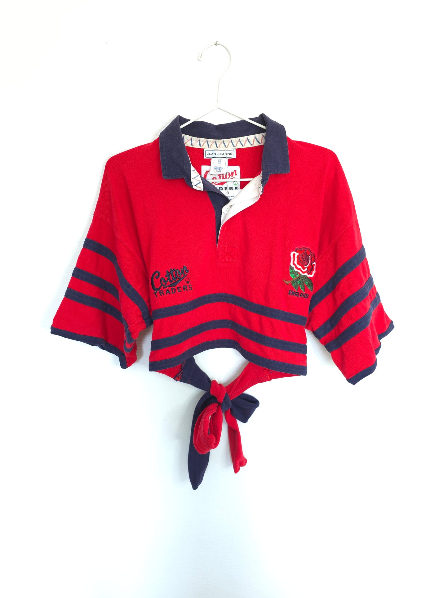 Le Polo Dos Nu Rouge