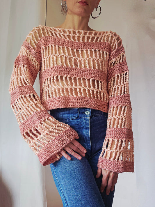 Pull ajouré crochet rose poudré