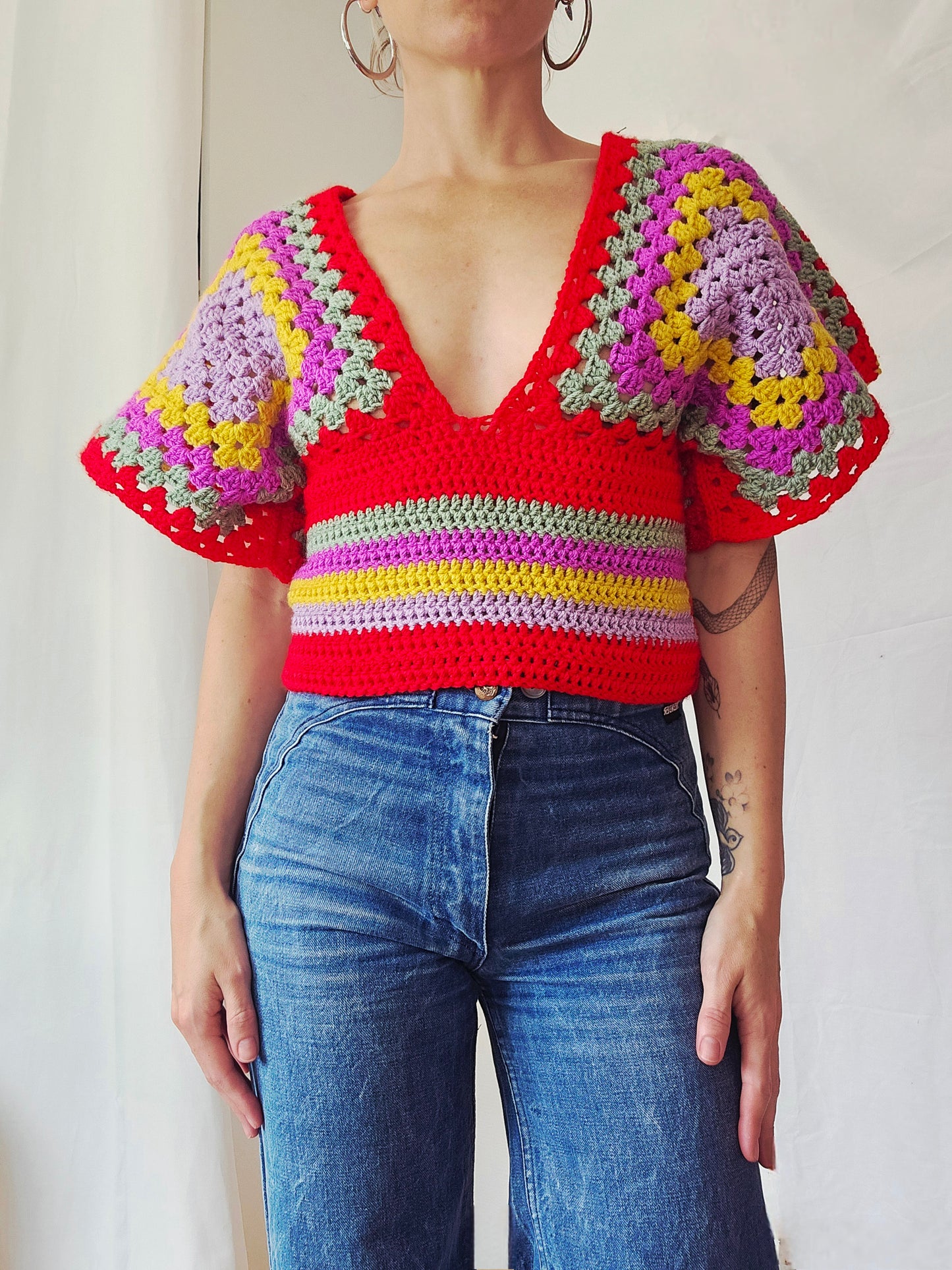 Top en crochet granny square rouge